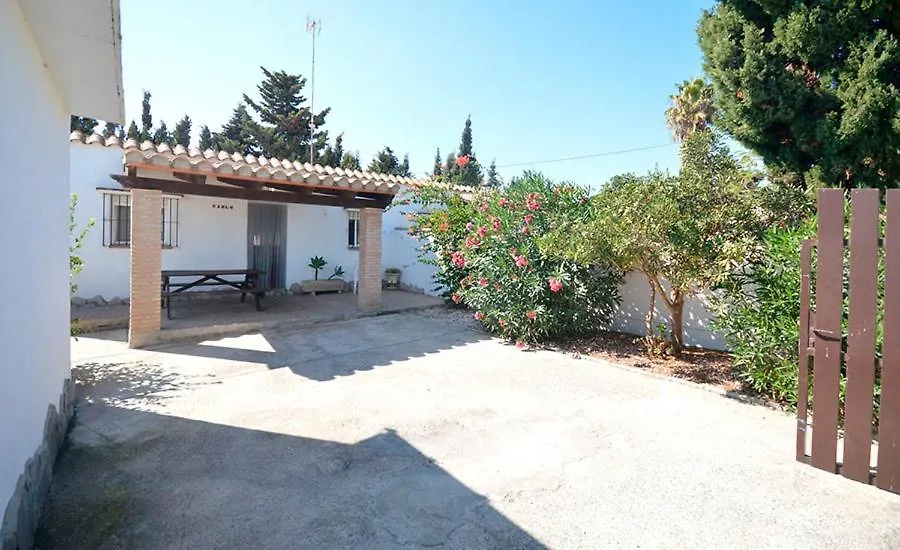 Villa Casas Paqui Y Pablo Con Piscina Compartida En Conil Conil De La Frontera 0*,  Spagna