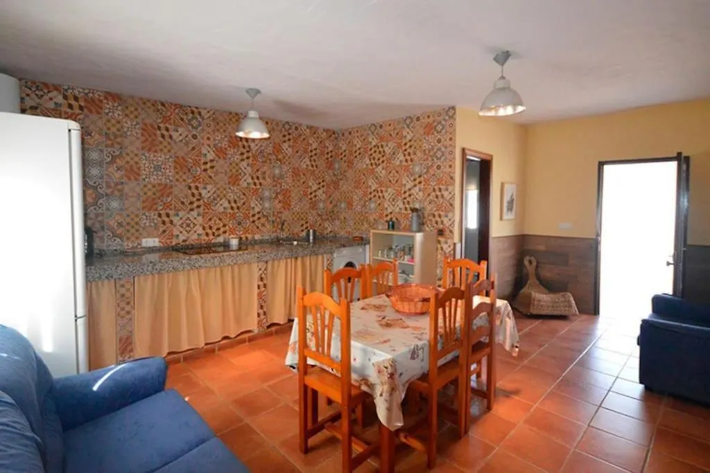 Villa Casas Paqui Y Pablo Con Piscina Compartida En Conil Conil De La Frontera Сasa de vacaciones