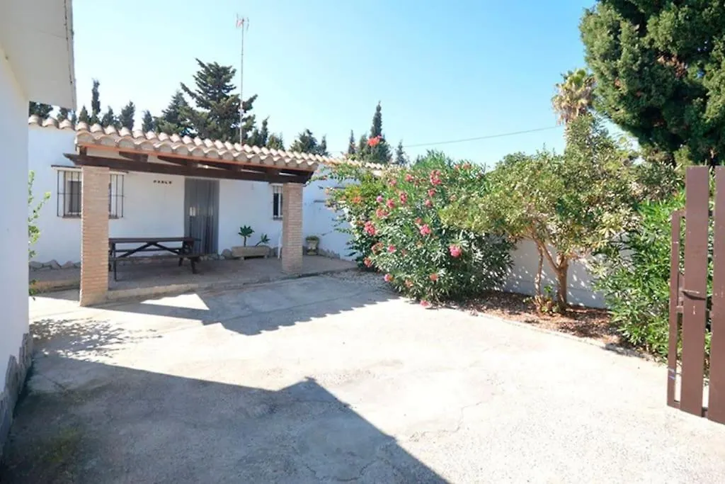 Сasa de vacaciones Villa Casas Paqui Y Pablo Con Piscina Compartida En Conil Conil De La Frontera